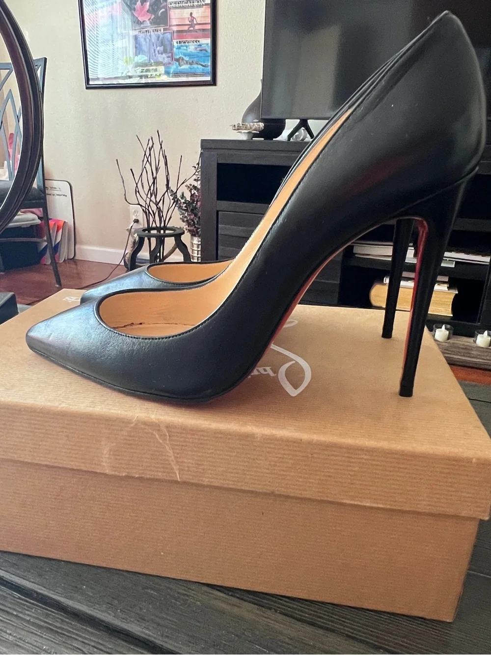 Christian Louboutin Pigalle Follies 100 Napa Shiny Black Leather Pointed Pumps